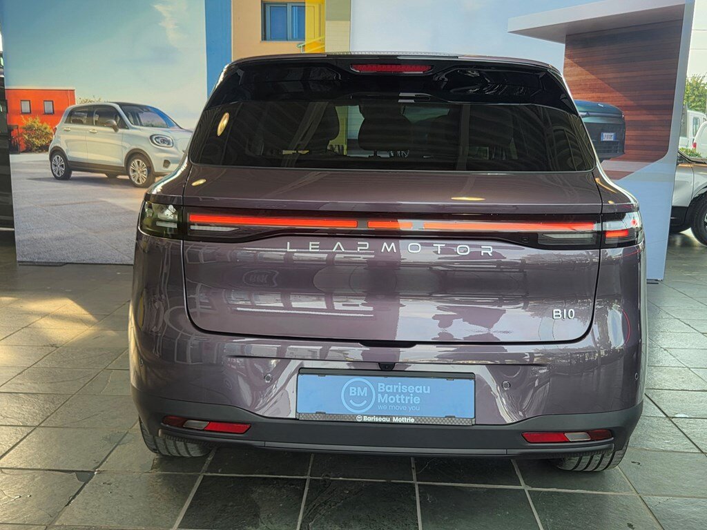 Leapmotor B10 DESIGN PROMAX * PANO DAK * LEDER * ELEKTRISCHE KOFFER * NAVI * 360 CAMERA - Afbeelding 2