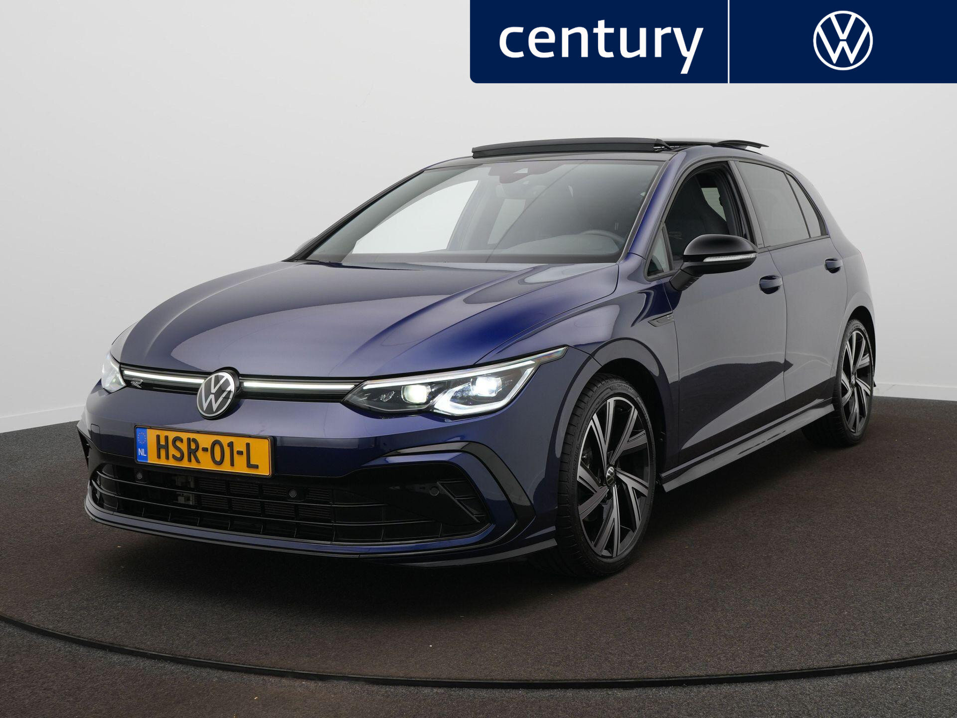 Volkswagen Golf 1.5 eTSI 150pk R-Line Black