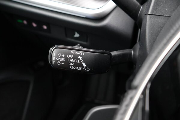 cruise control adaptief met Stop&Go en stuurhulp cruise control adaptief met Stop&Go en stuurhulp