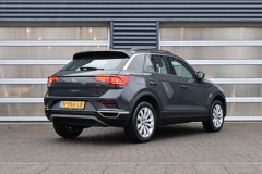 Volkswagen T-Roc 1.5 TSI 150pk DSG Style - Afbeelding 2