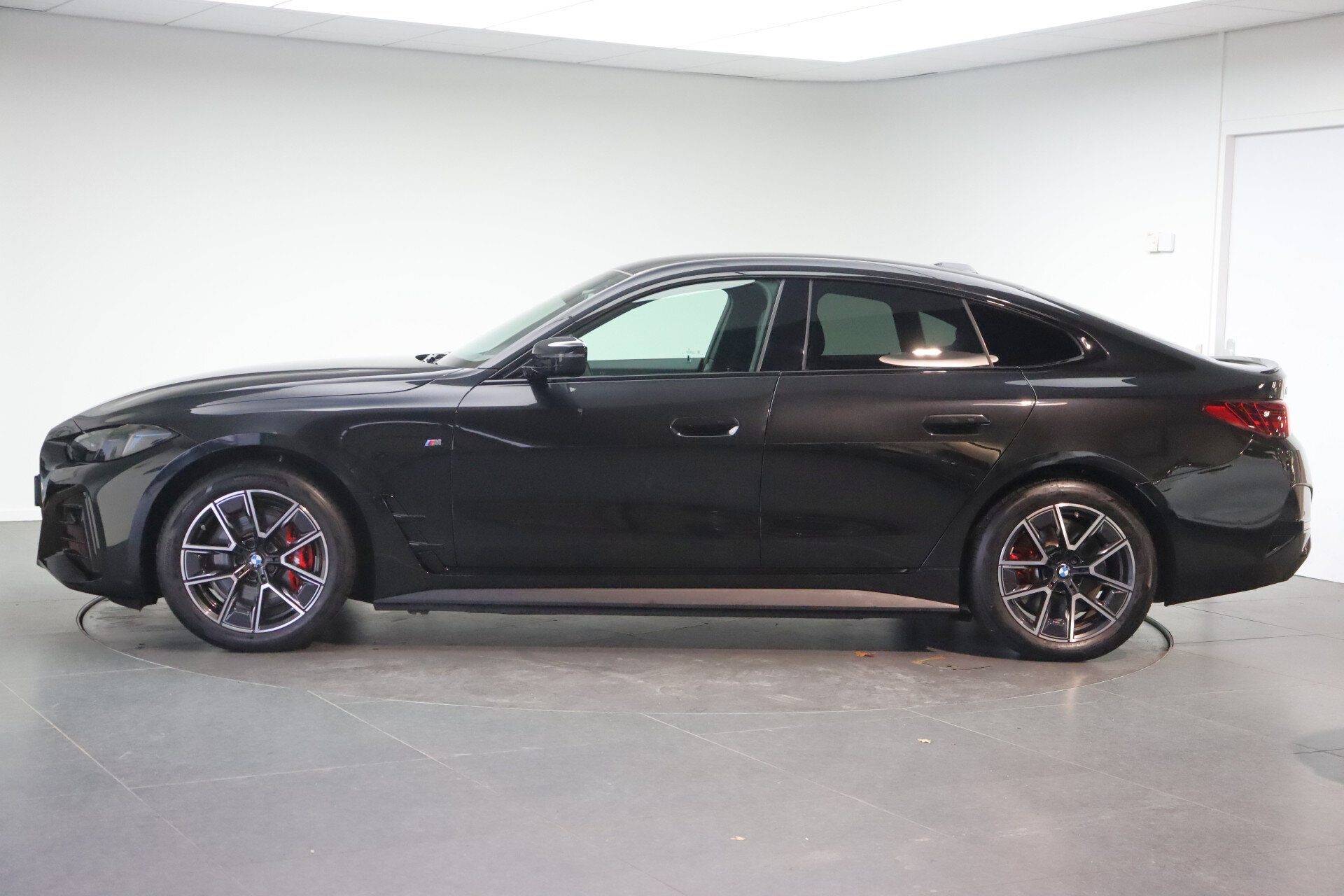 BMW i4 eDrive40 Gran Coupé M Sport - Afbeelding 2