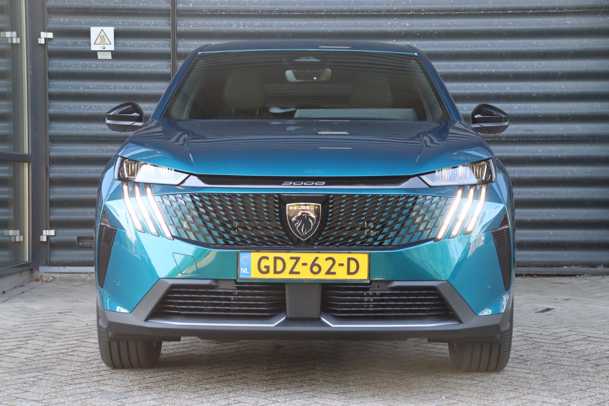 Peugeot 3008 1.2 Hybrid 136 Allure - Afbeelding 3
