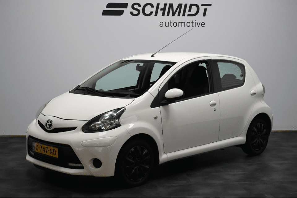 Toyota Aygo 1.0 VVT-i Dynamic | Airco | 5-drs | Bluetooth - Afbeelding 1