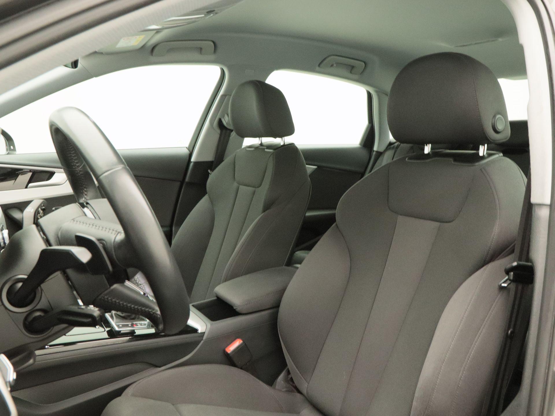 Audi A4 Limousine 35 TFSi 150 Pk Automaat Launch edition Business - Afbeelding 5