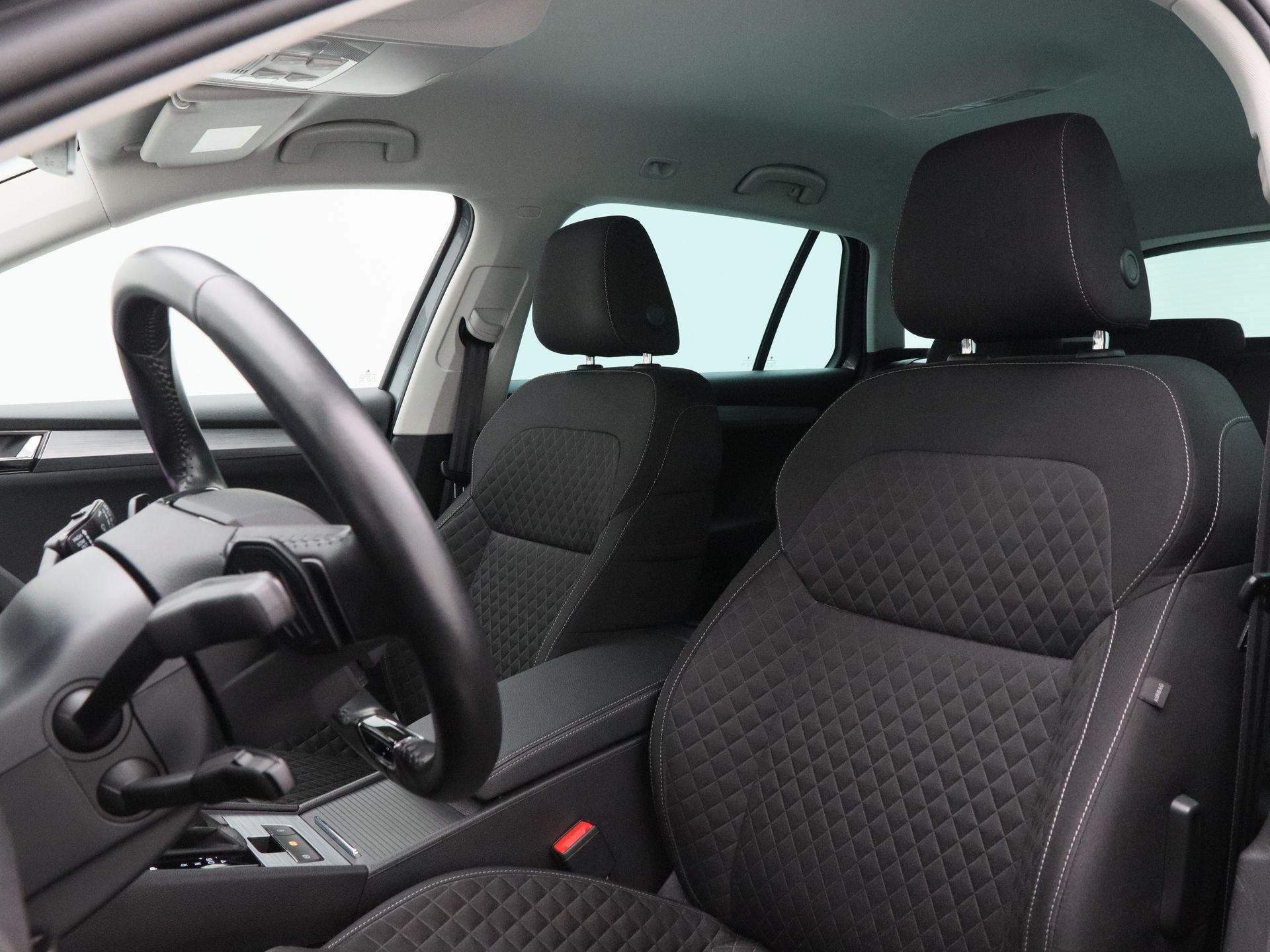 Skoda Superb Combi 1.4 TSI 218 Pk iV Business Edition Plus - Afbeelding 5