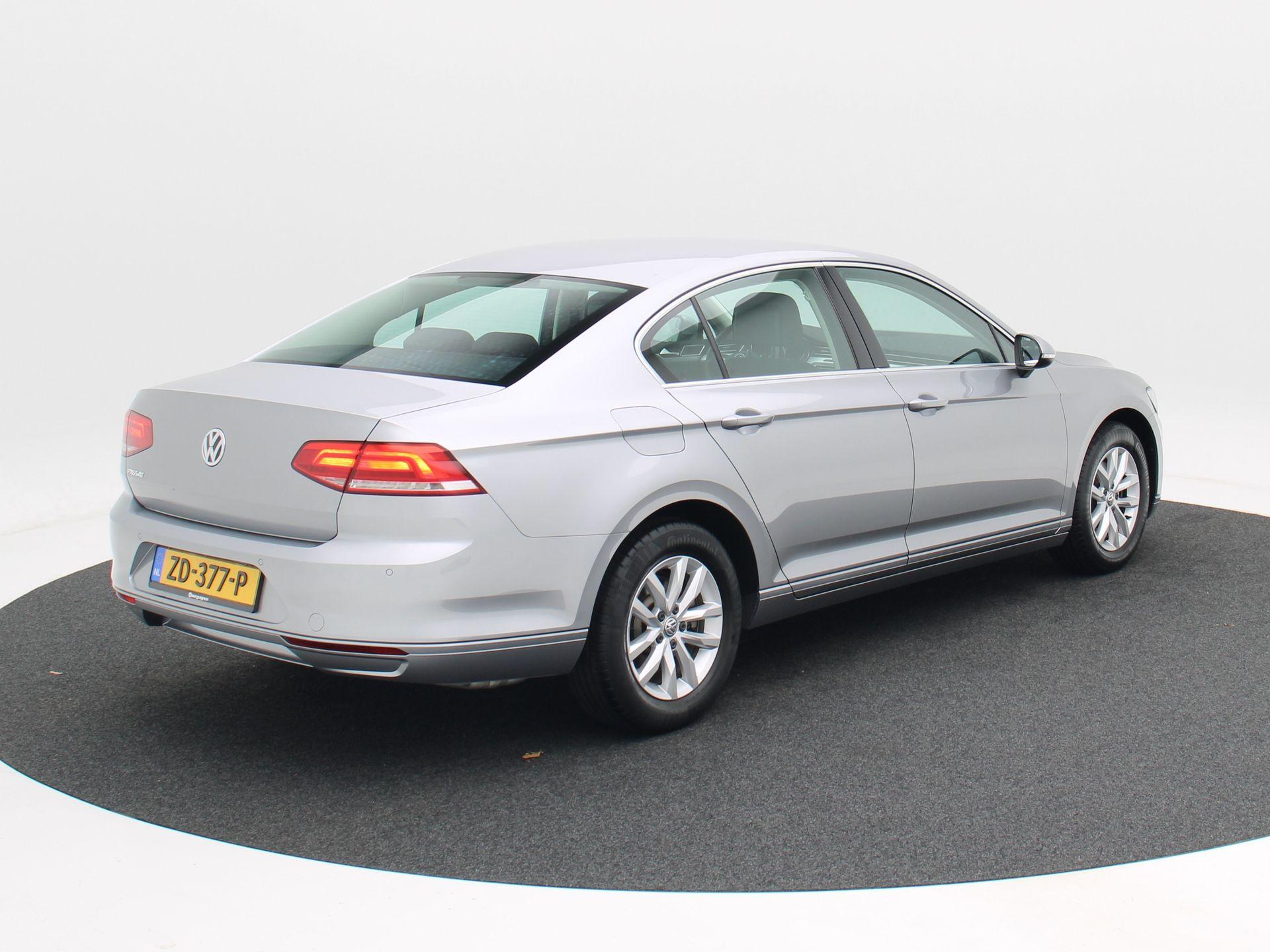 Volkswagen Passat 1.5 TSi 150 Pk Automaat Comfortline - Afbeelding 2