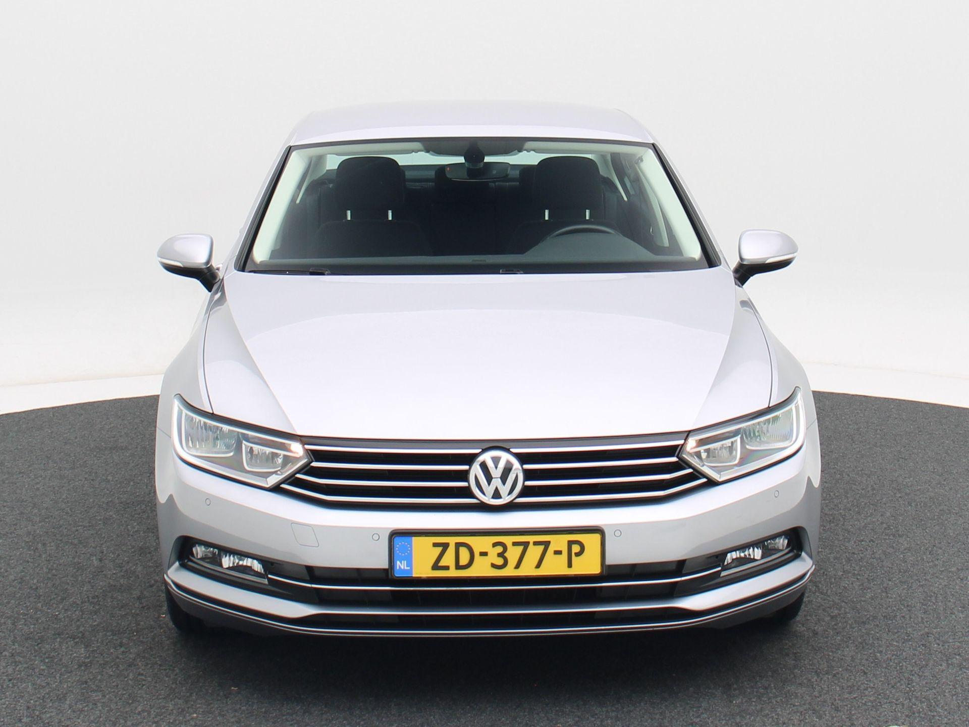 Volkswagen Passat 1.5 TSi 150 Pk Automaat Comfortline - Afbeelding 4