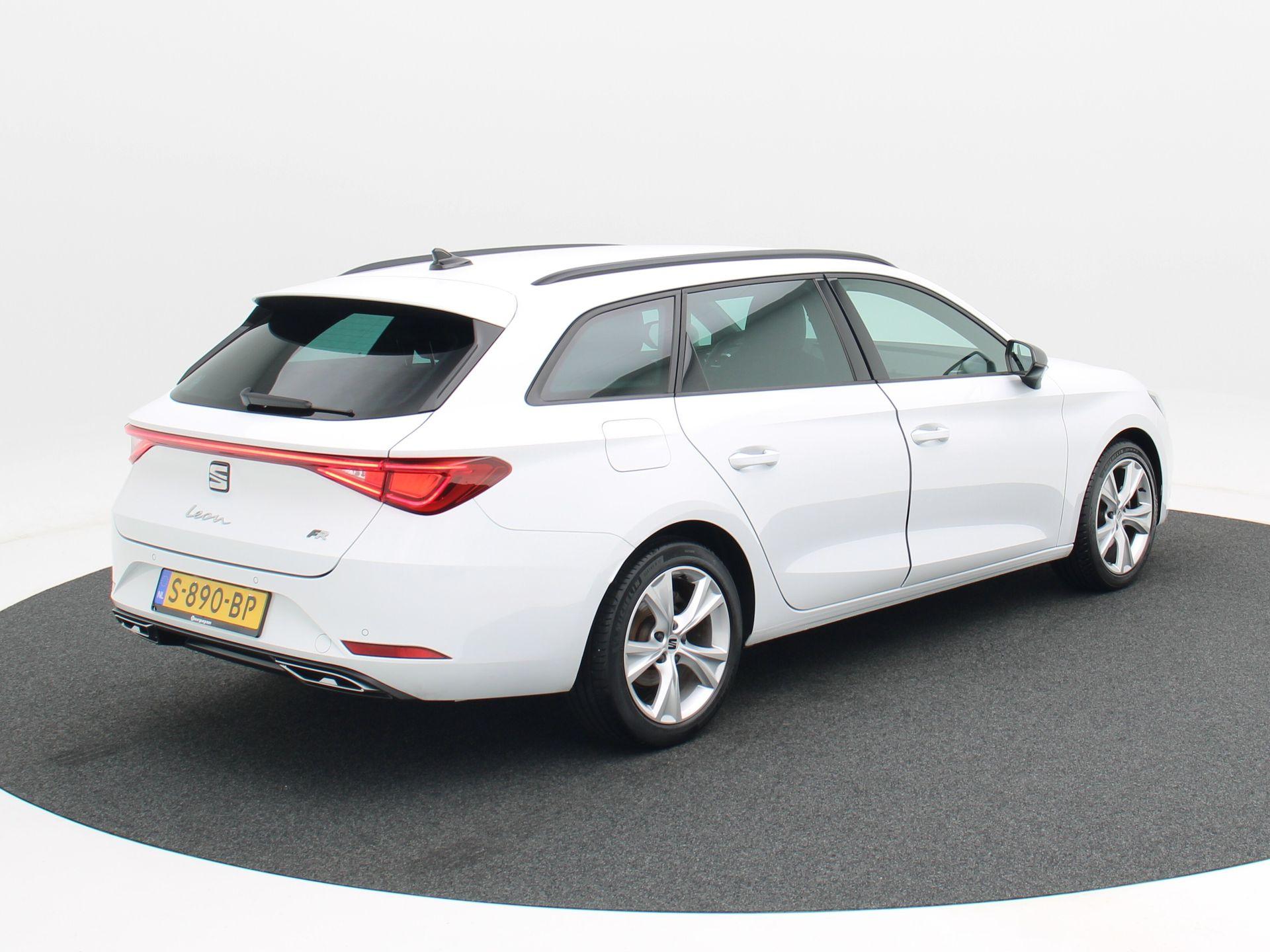 SEAT Leon Sportstourer 1.0 eTSi 110 Pk Automaat FR Business - Afbeelding 2