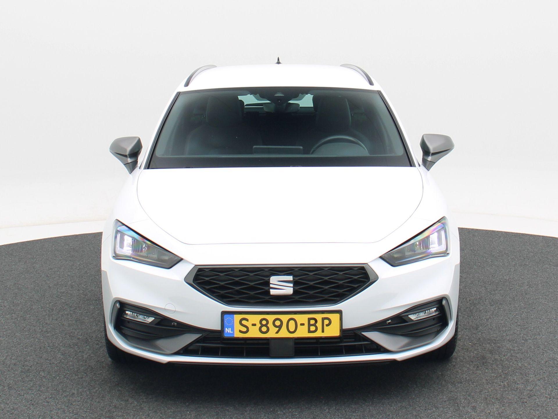 SEAT Leon Sportstourer 1.0 eTSi 110 Pk Automaat FR Business - Afbeelding 4