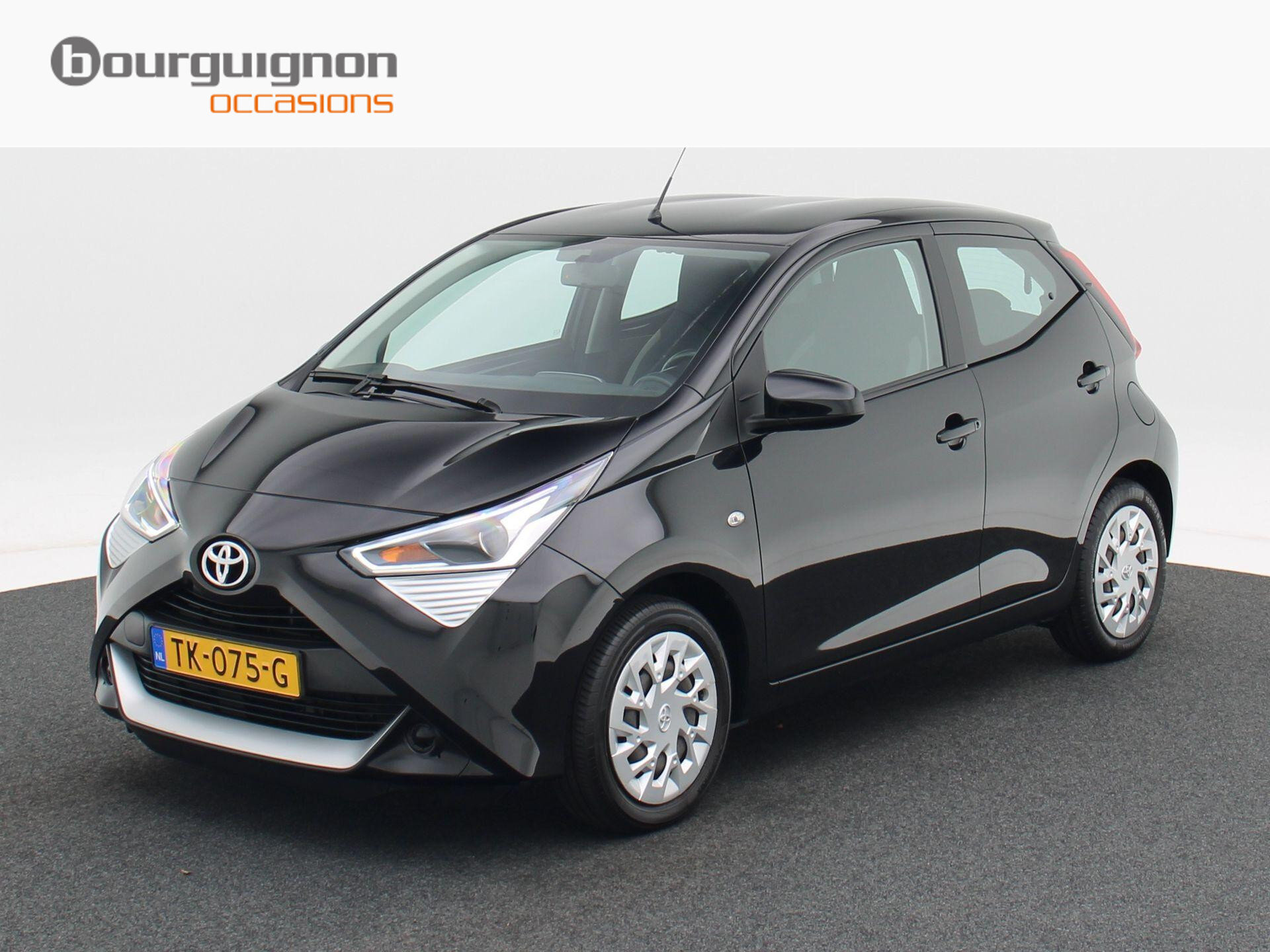 Toyota Aygo 1.0 VVT-i Automaat x-play