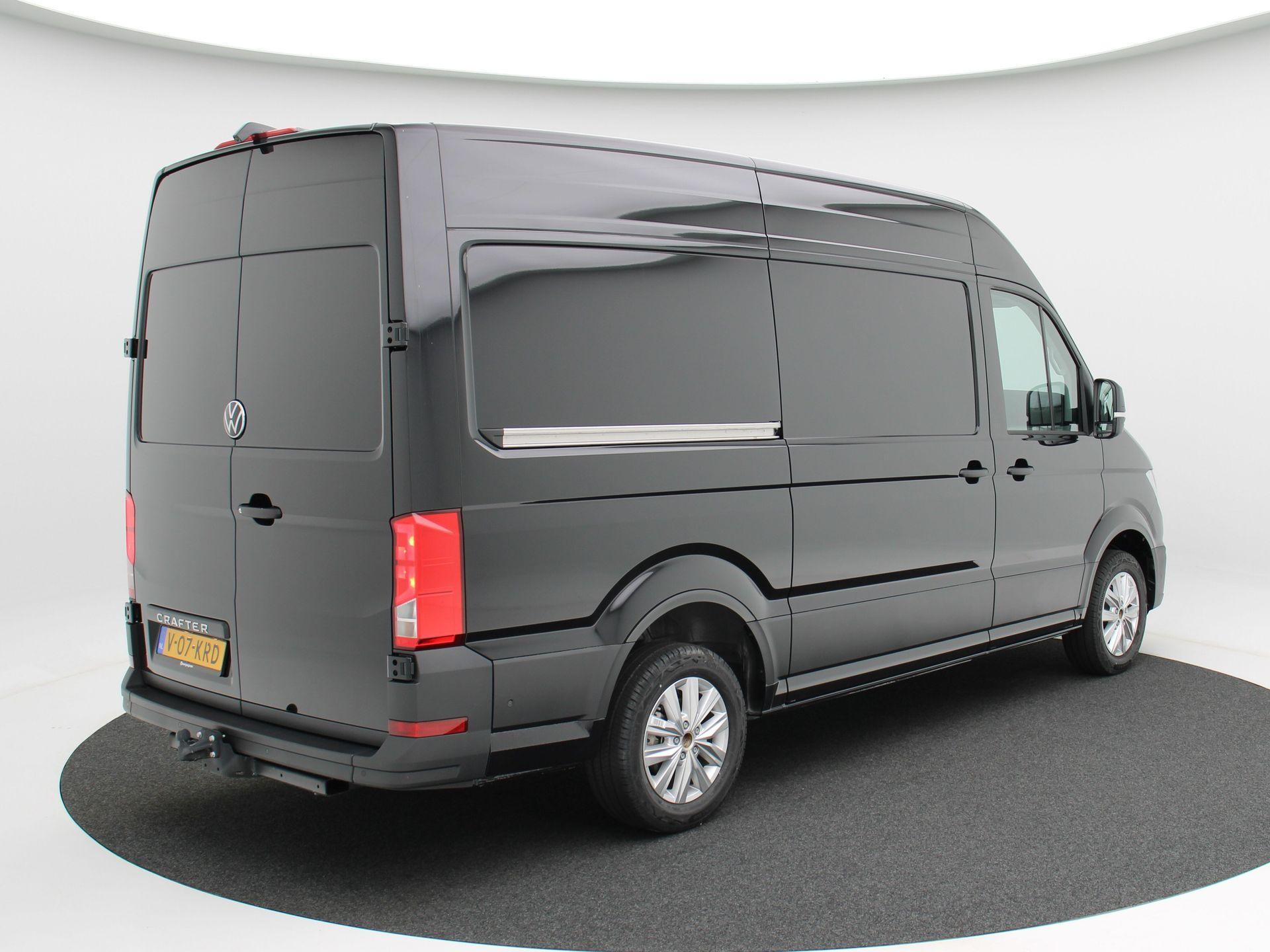 Volkswagen Crafter 35 2.0 TDI 140 PK L3H3 Exclusive - Afbeelding 3