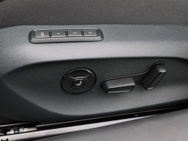 elektrisch verstelbare stoel(en) met geheugen elektrisch verstelbare stoel(en) met geheugen