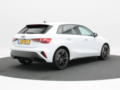 Audi A3 Sportback 45 TFSi 272 Pk e S-Line Competition - Afbeelding 3