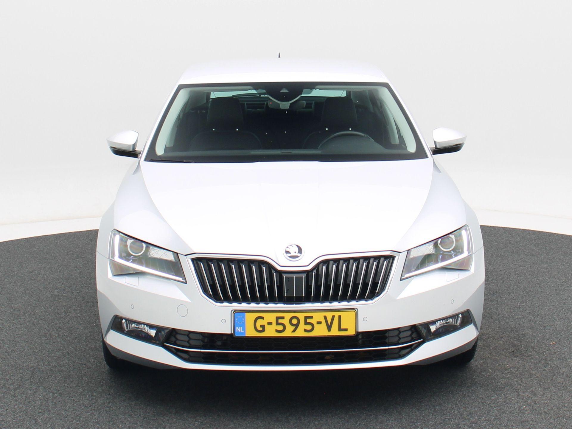 Skoda Superb 1.5 TSi 150 Pk Automaat Business Edition - Afbeelding 4