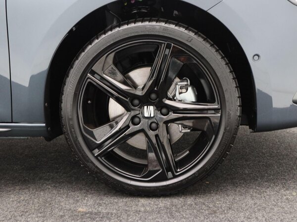 lichtmetalen velgen 5-spaaks 18"