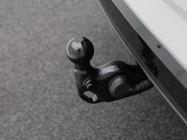 trekhaak uitklapbaar