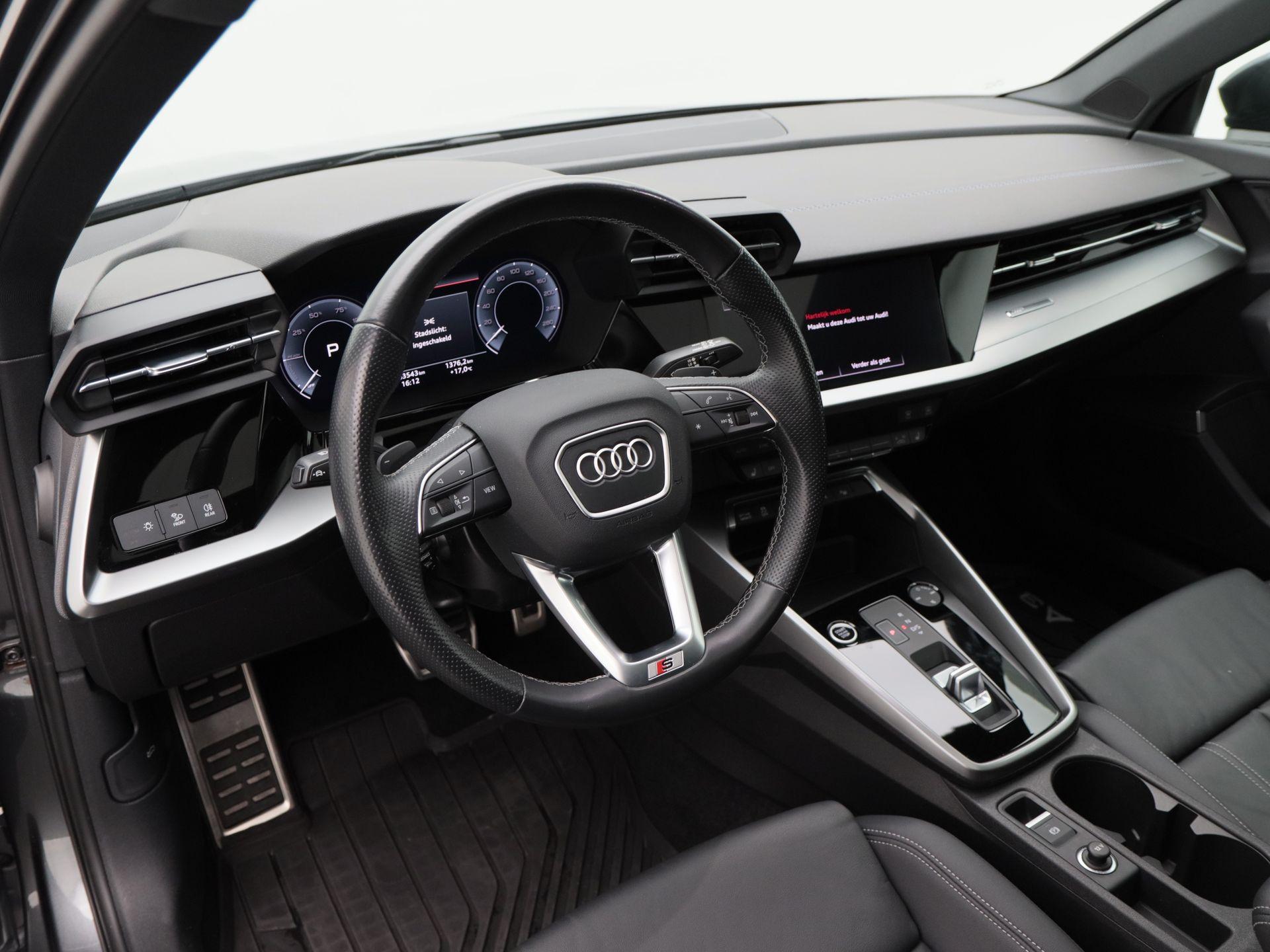 Audi A3 Sportback 45 TFSi e 245 Pk Automaat S-Line - Afbeelding 3