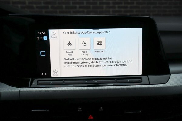Apple Carplay/Android Auto
