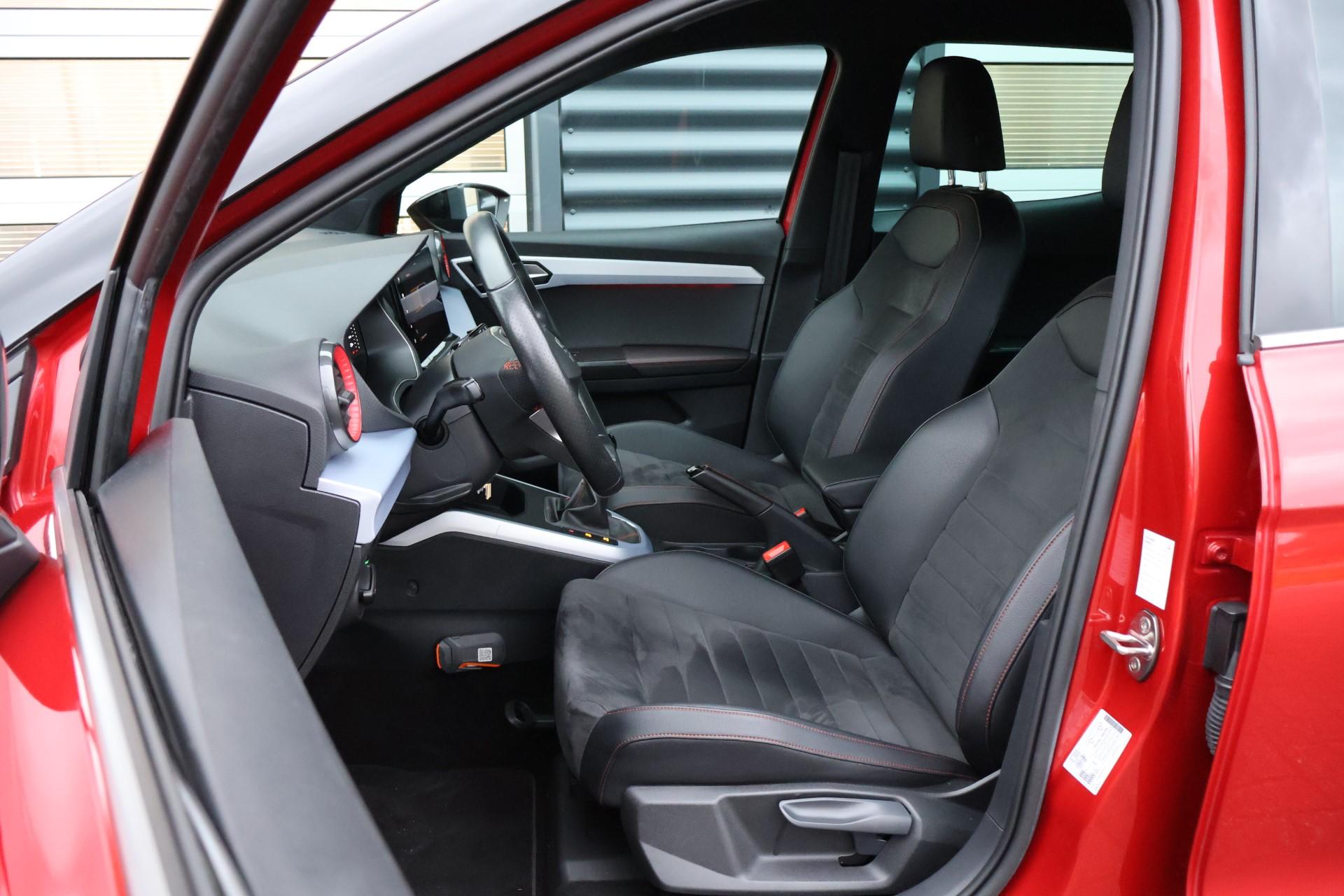 SEAT Arona 1.0 TSI 95pk FR Business Intense - Afbeelding 4