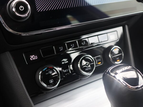 airco (automatisch) airco (automatisch)