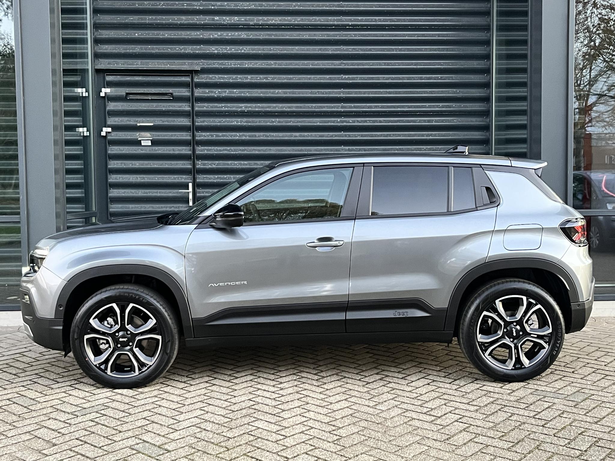 Jeep Avenger 1.2 e-Hybrid Summit - Afbeelding 2