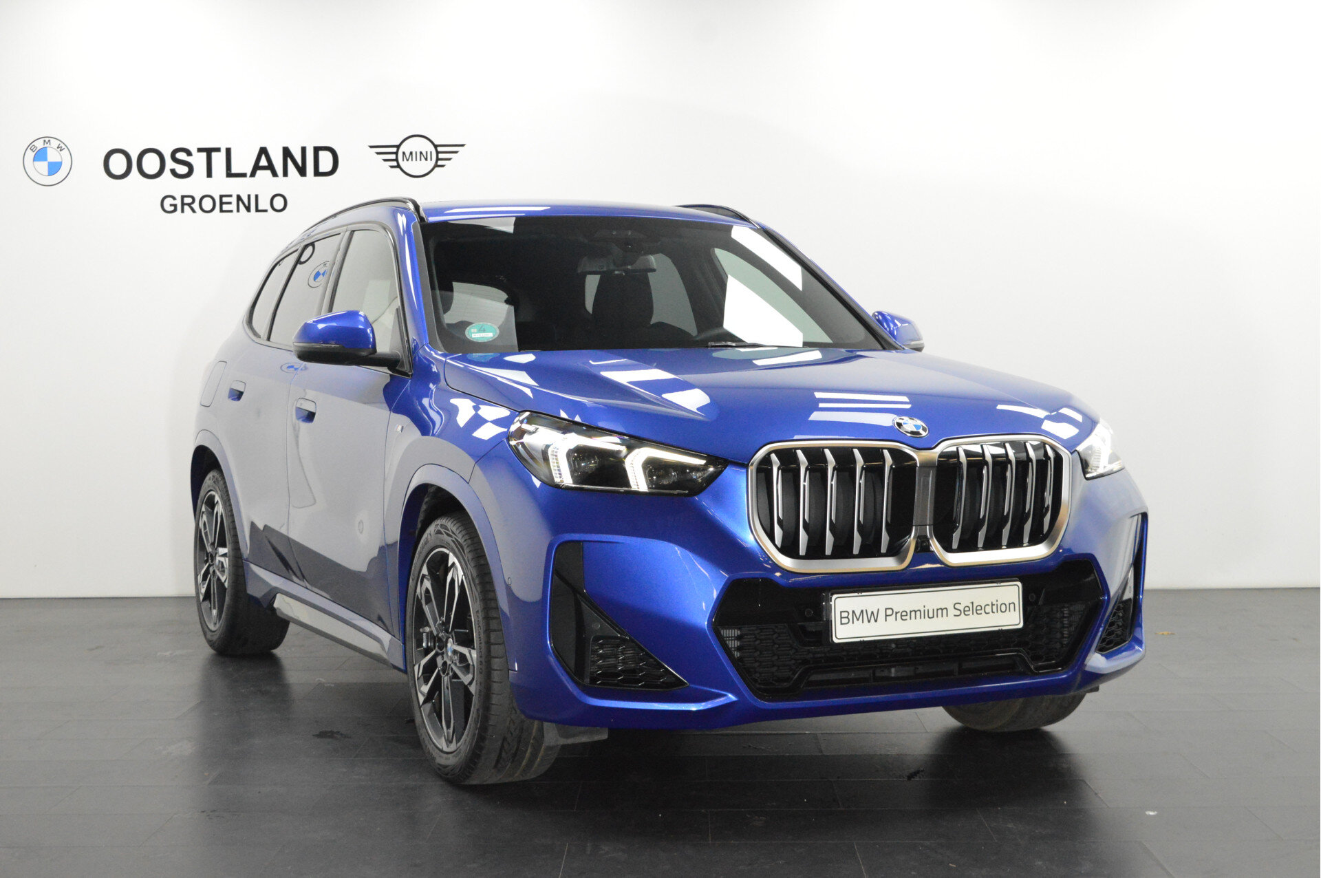 BMW X1 xDrive23i High Executive M Sport Automaat - Afbeelding 2