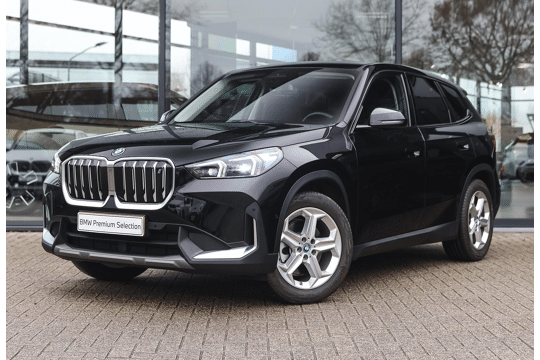 BMW iX1 xDrive30