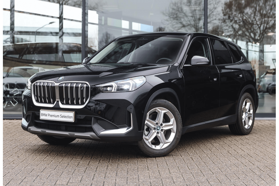 BMW iX1 xDrive30 - Afbeelding 1