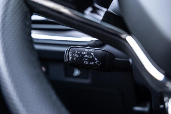 cruise control adaptief met Stop&Go cruise control adaptief met Stop&Go