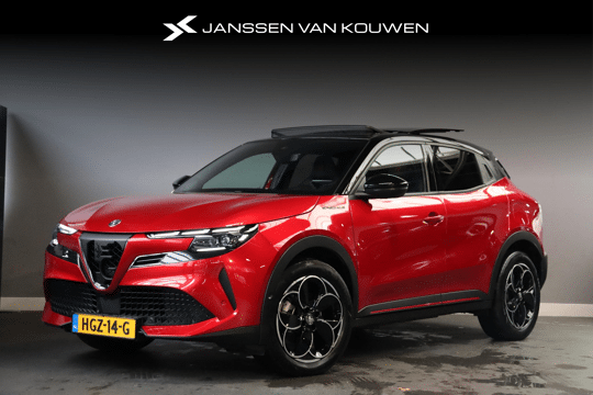 Alfa Romeo Junior Elettrica Speciale 54 kWh