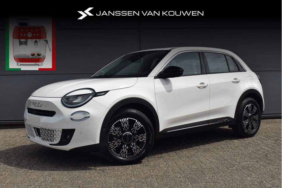 Fiat 600 600e Urban 54 kWh - Afbeelding 1