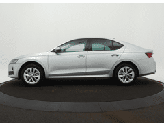 Skoda Octavia First Edition 1.5 TSI m-HEV 85 kW / 115 PK Hatchba - Afbeelding 4