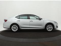 Skoda Octavia First Edition 1.5 TSI m-HEV 85 kW / 115 PK Hatchba - Afbeelding 5