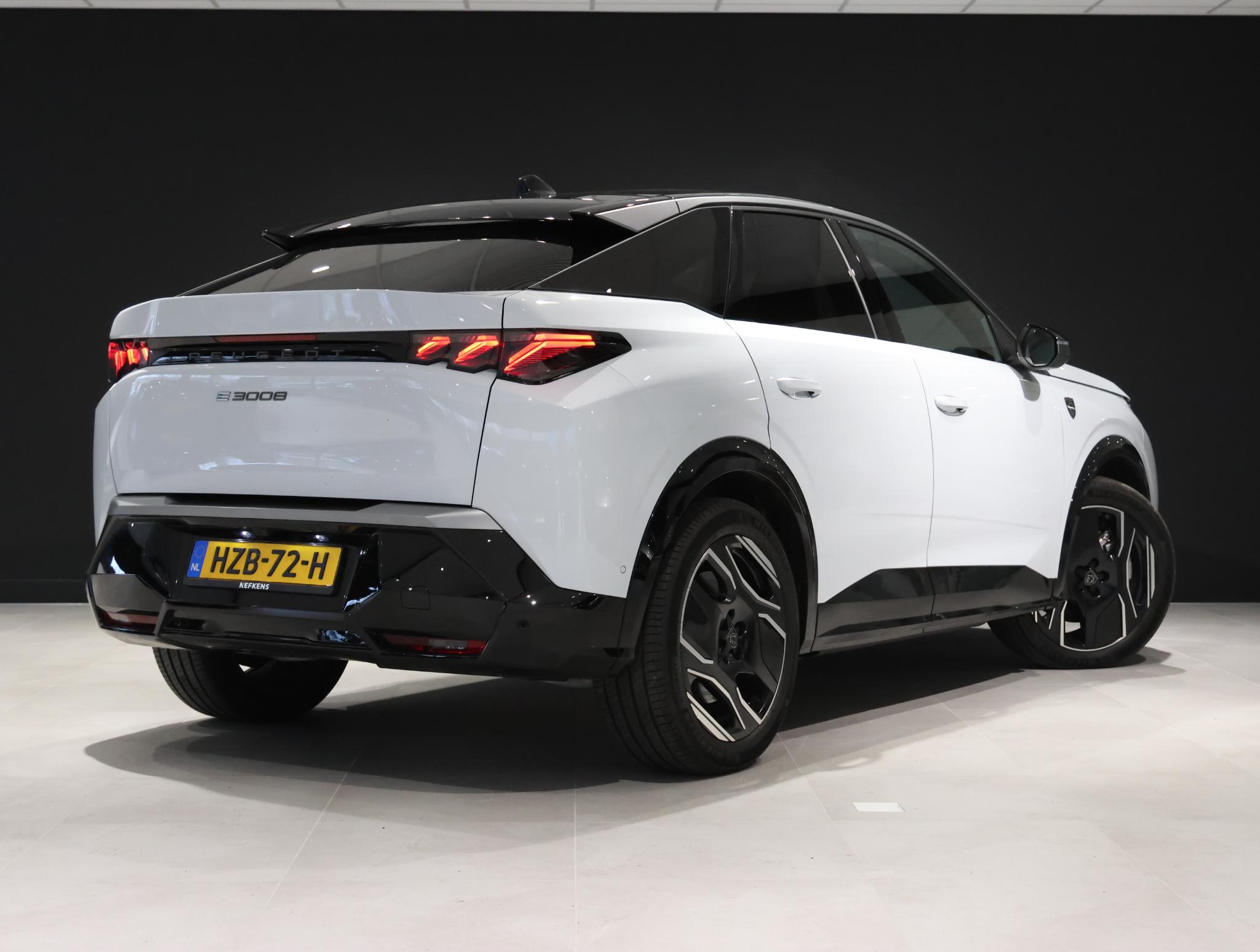 Peugeot e-3008 SUV 73 kWh GT Avantage - Afbeelding 3