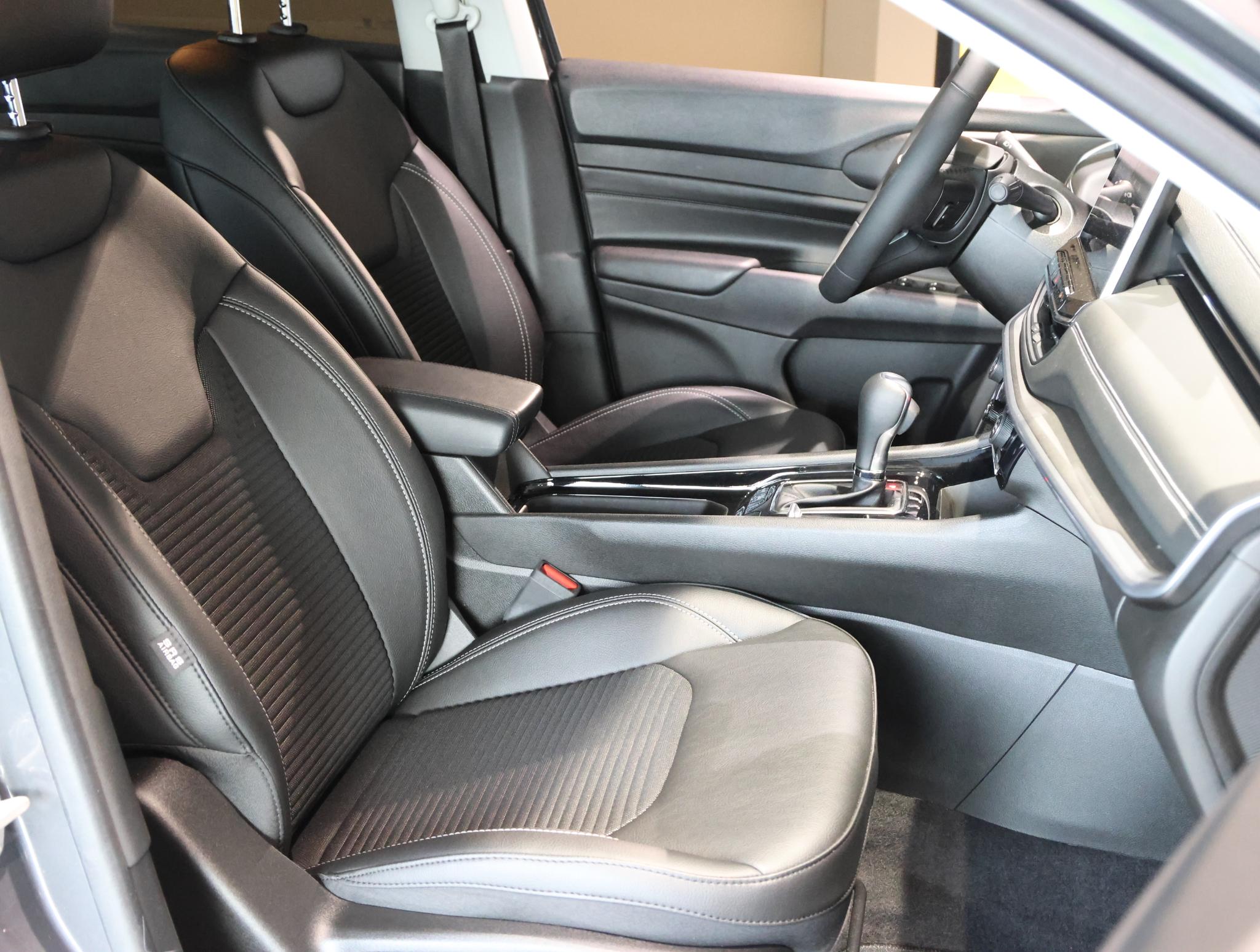 Jeep Compass 4xe 240 Plug-in Hybrid Electric Limited - Afbeelding 5