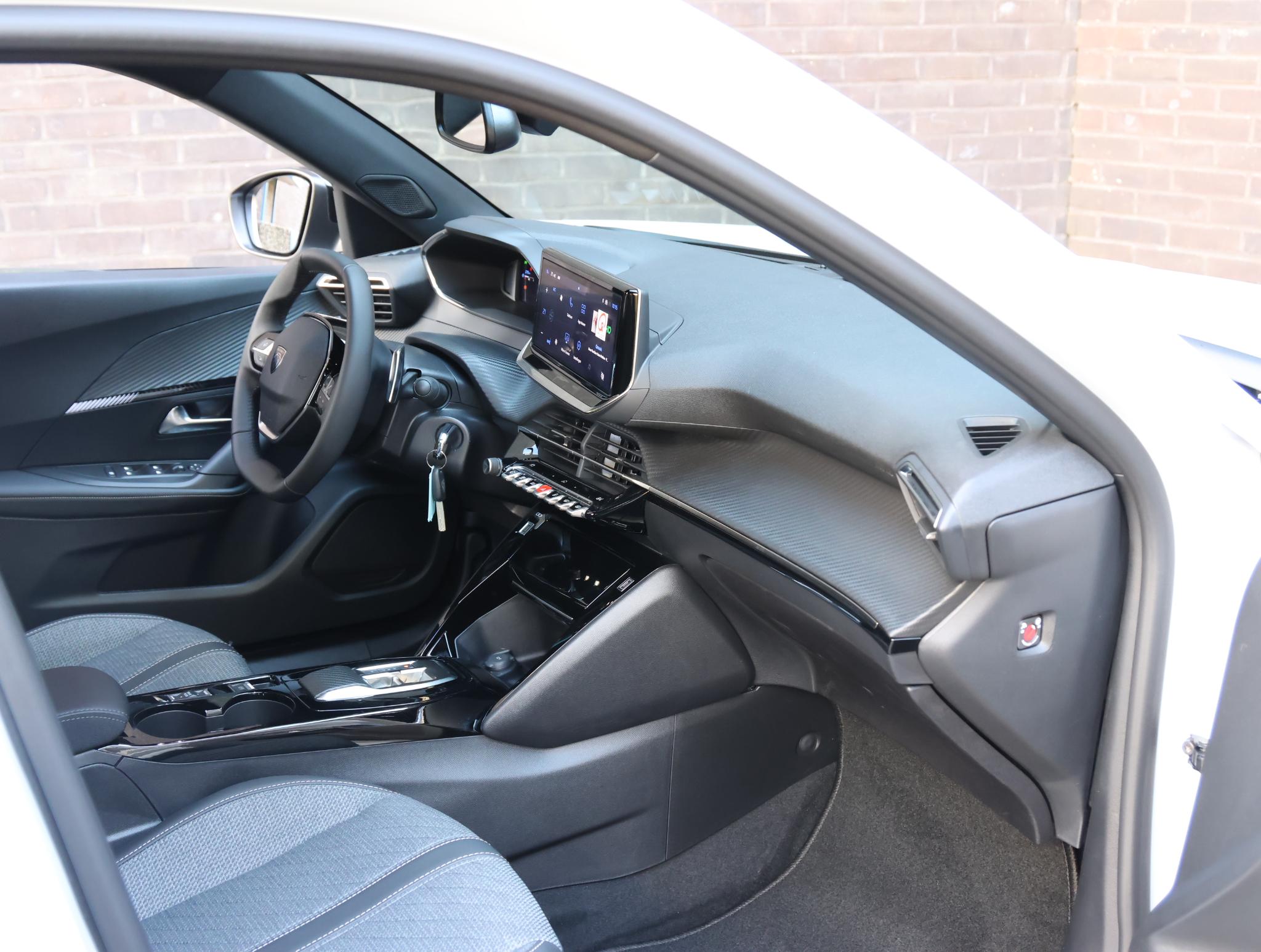 Peugeot 2008 SUV Allure 130 pk Automaat - Afbeelding 5