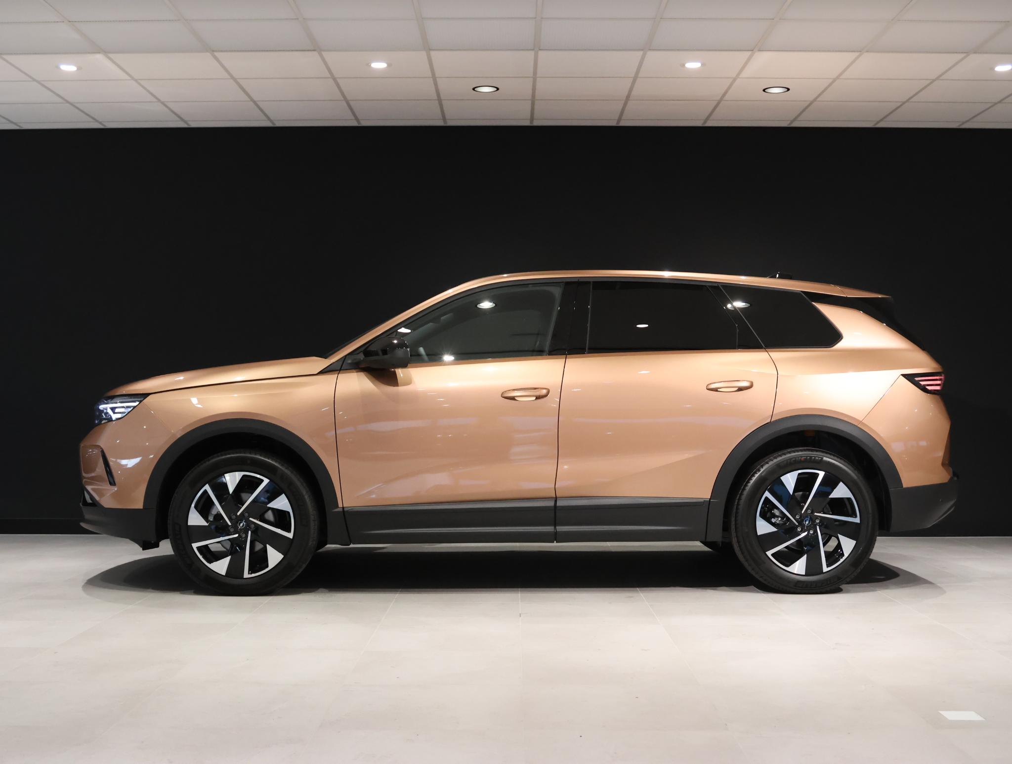 Opel Grandland SUV Business Edition Hybrid 145 pk Automaat - Afbeelding 2