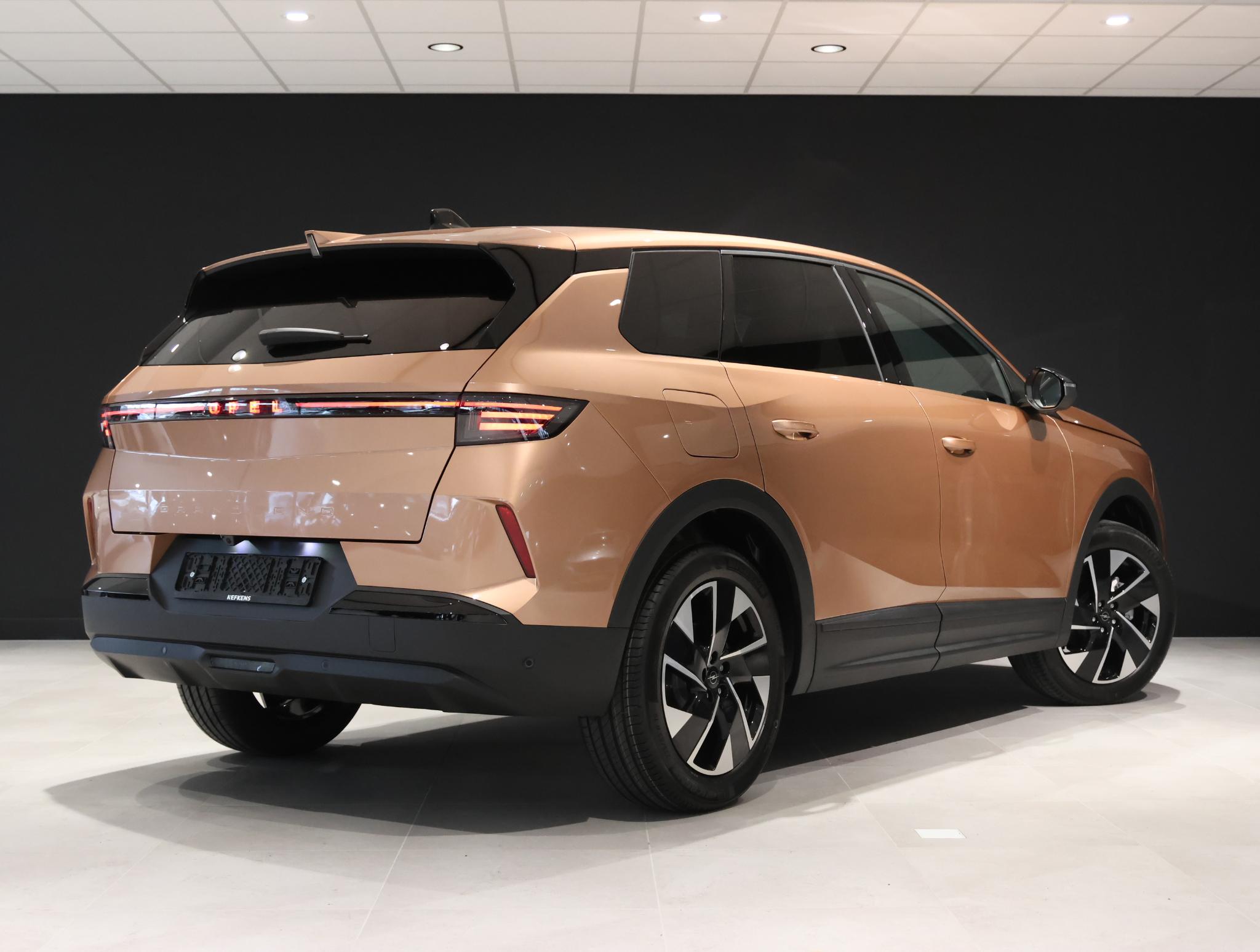 Opel Grandland SUV Business Edition Hybrid 145 pk Automaat - Afbeelding 3