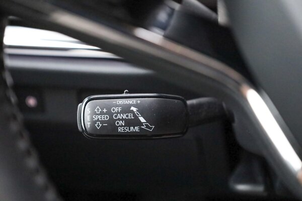 cruise control adaptief met Stop&Go en stuurhulp cruise control adaptief met Stop&Go en stuurhulp