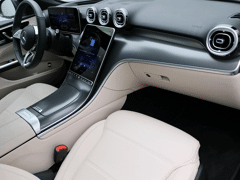 Mercedes-Benz C-Klasse Estate 300 de 4MATIC Luxury Line - Afbeelding 2