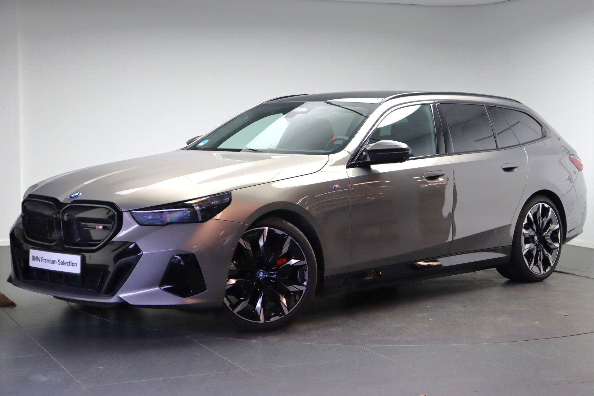 BMW i5 Touring M60 xDrive