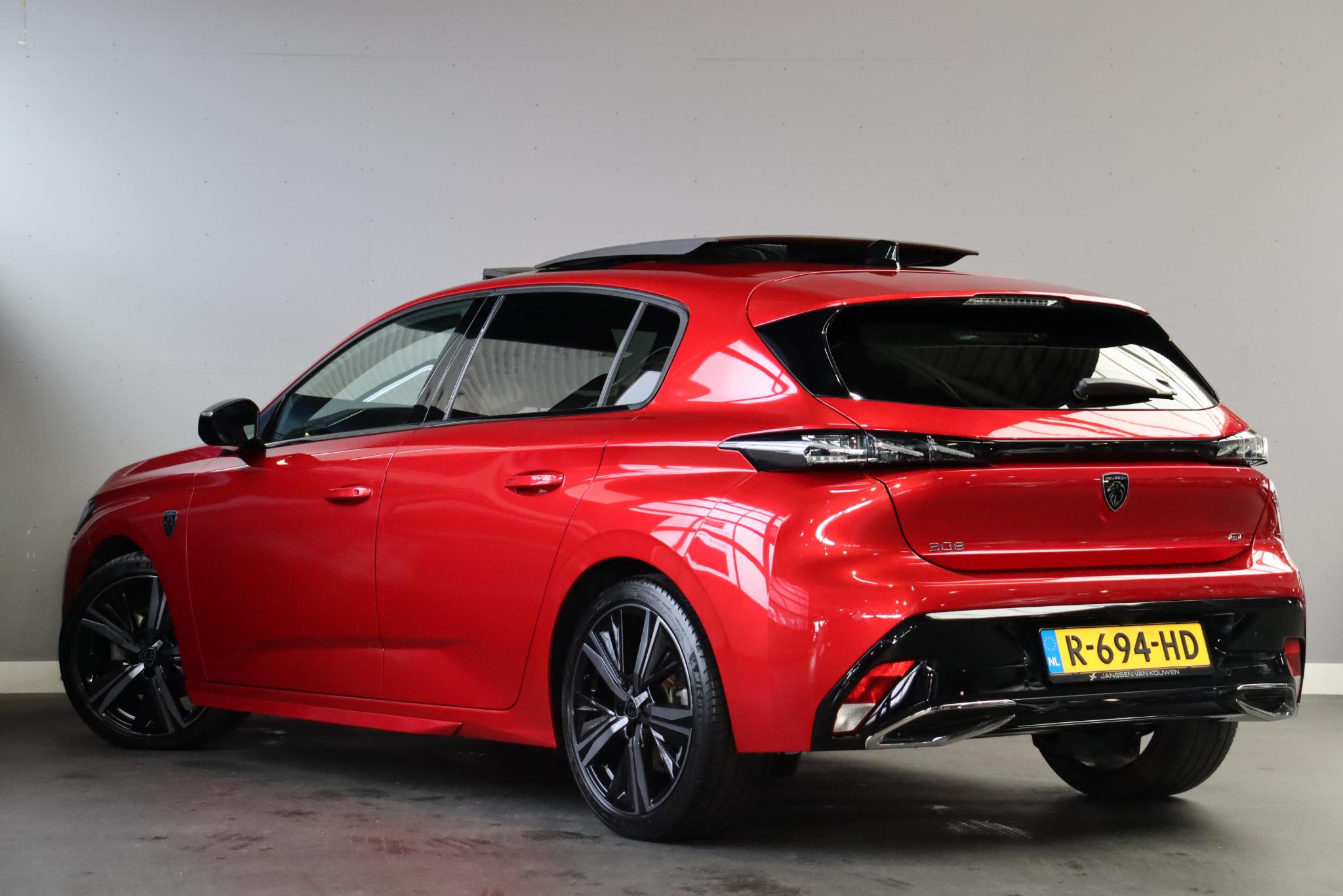 Peugeot 308 GT Pack Business 1.2 Turbo 130 pk Automaat - Afbeelding 4