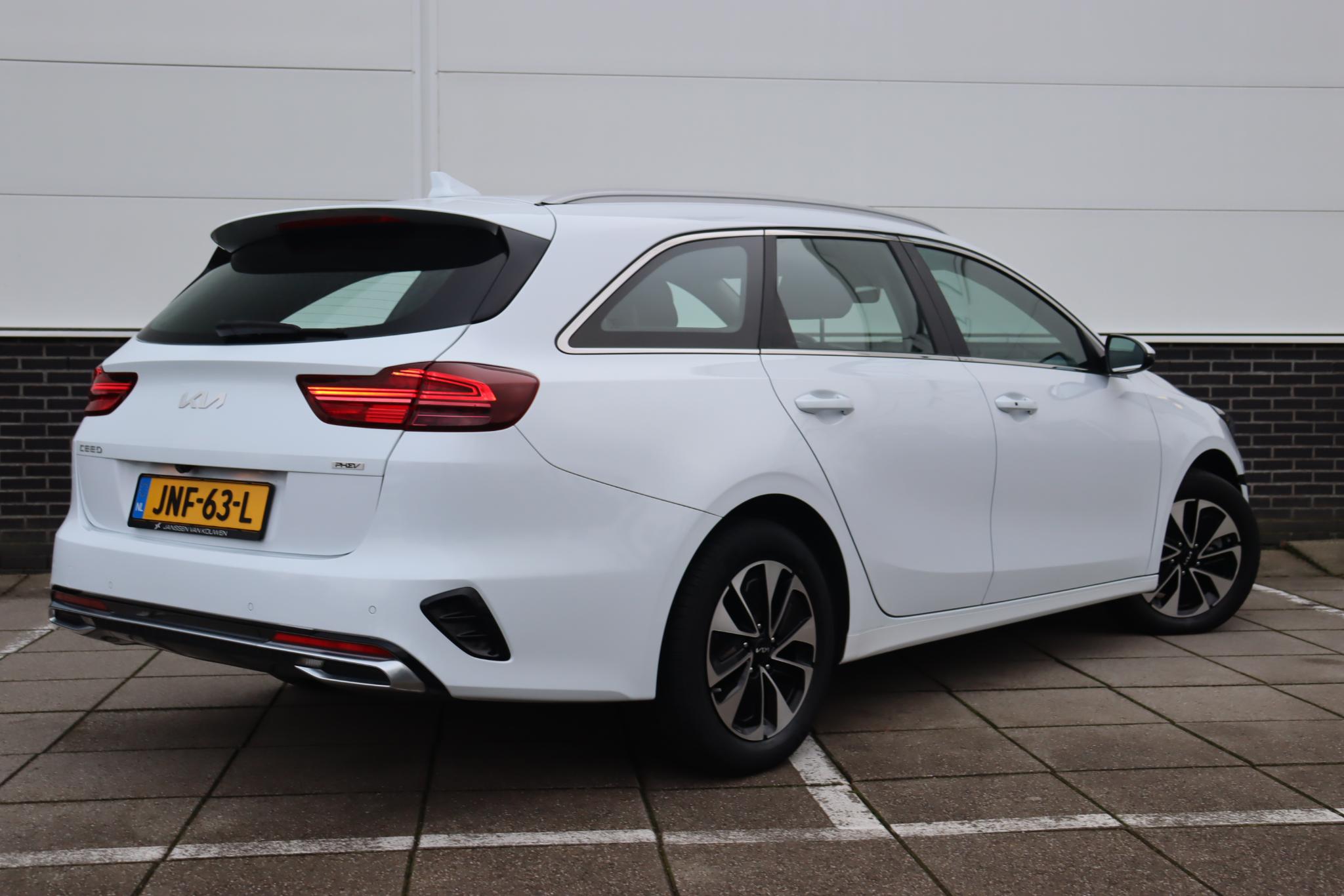 Kia Ceed Sportswagon 1.6 GDI PHEV DynamicLine - Afbeelding 4