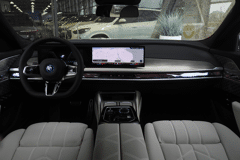 BMW 7 Serie 750e xDrive M Sport Automaat - Afbeelding 3