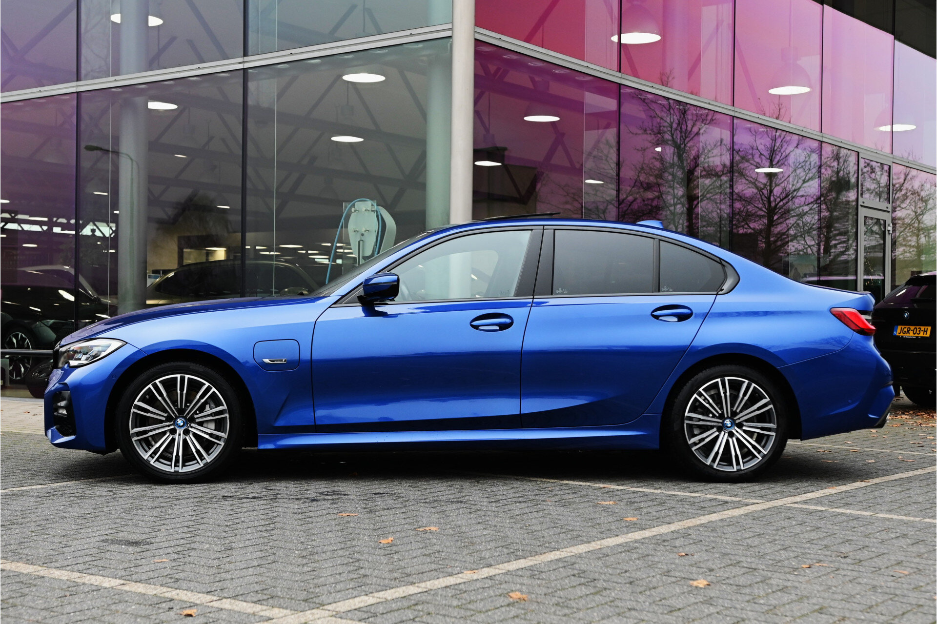 BMW 3 Serie 330e High Executive M Sport Automaat - Afbeelding 5