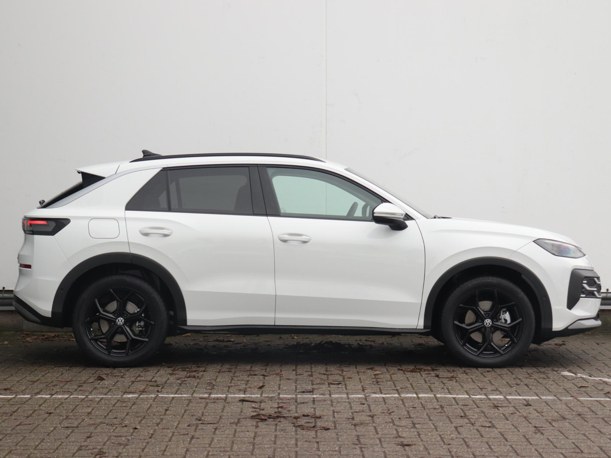 Volkswagen T-Roc Life First Edition 1.5 eTSI 116pk - Afbeelding 3