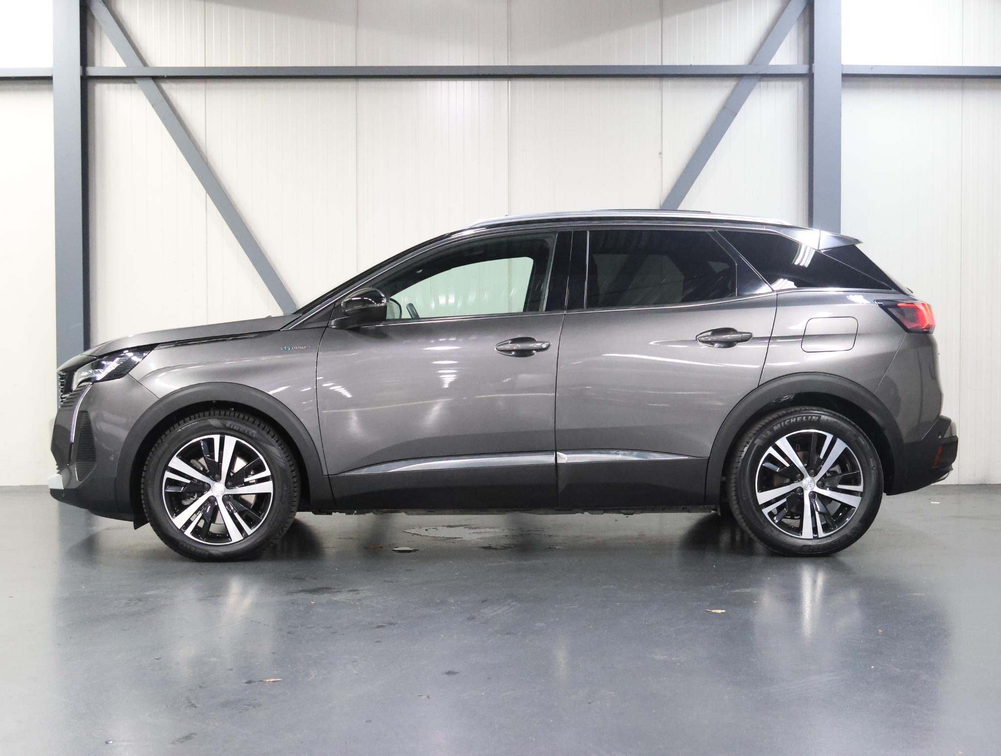 Peugeot 3008 1.6 HYbrid4 300PK GT - Afbeelding 2