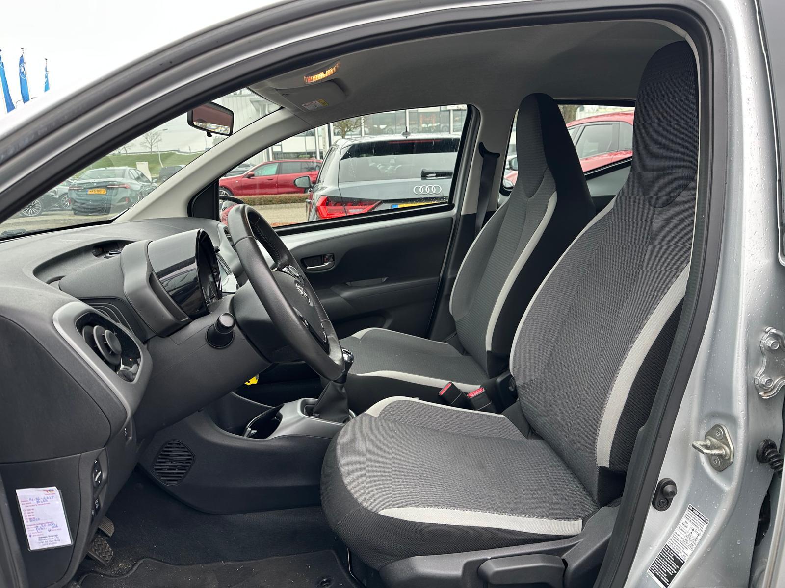 Toyota Aygo 1.0 VVT-i x-play - Bild 5