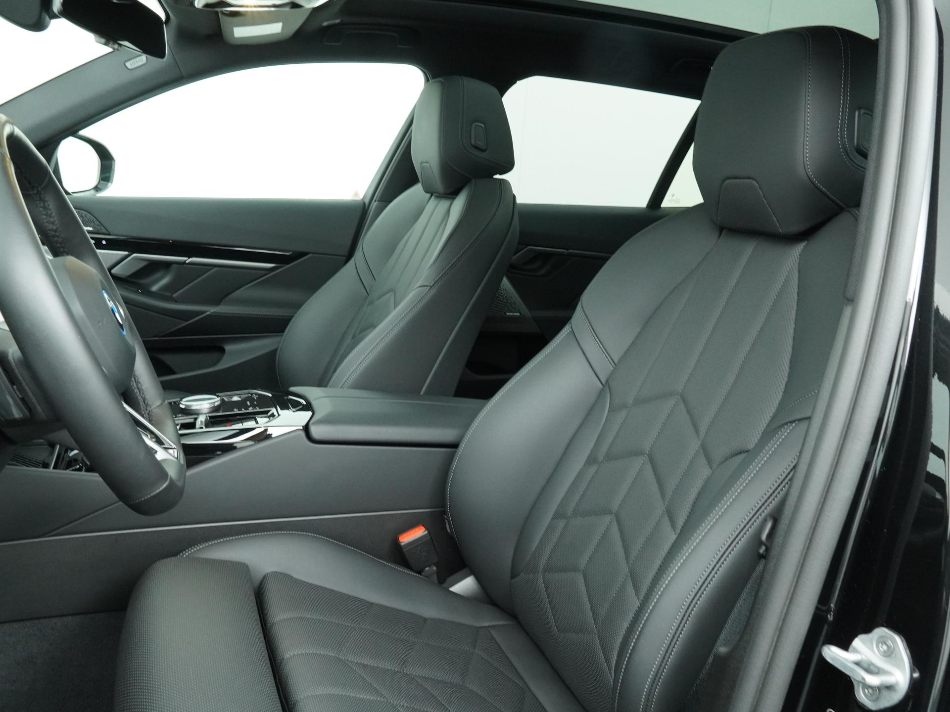 BMW 5 Serie Touring 530e - Afbeelding 4