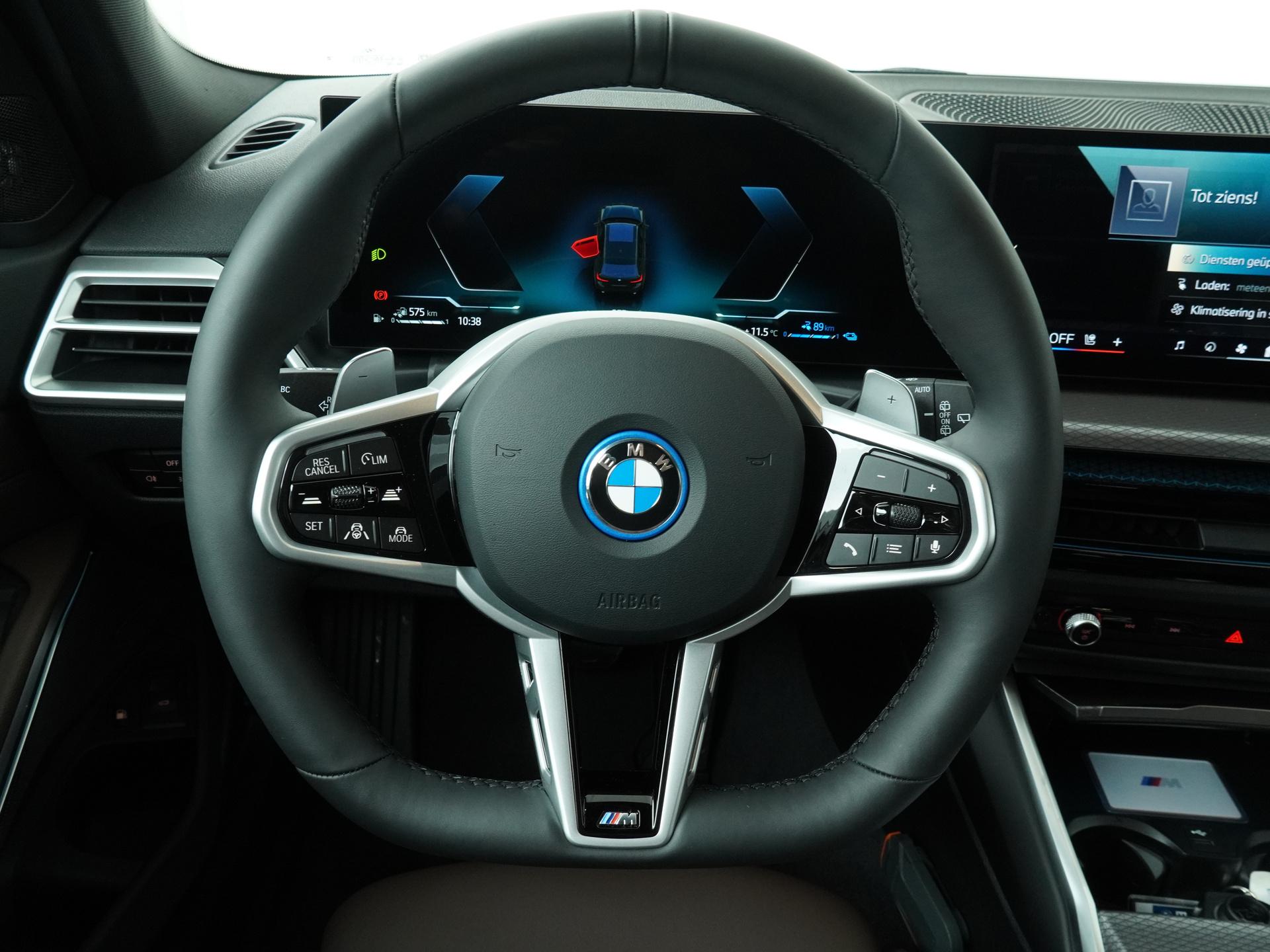 BMW 3 Serie Touring 330e - Afbeelding 2